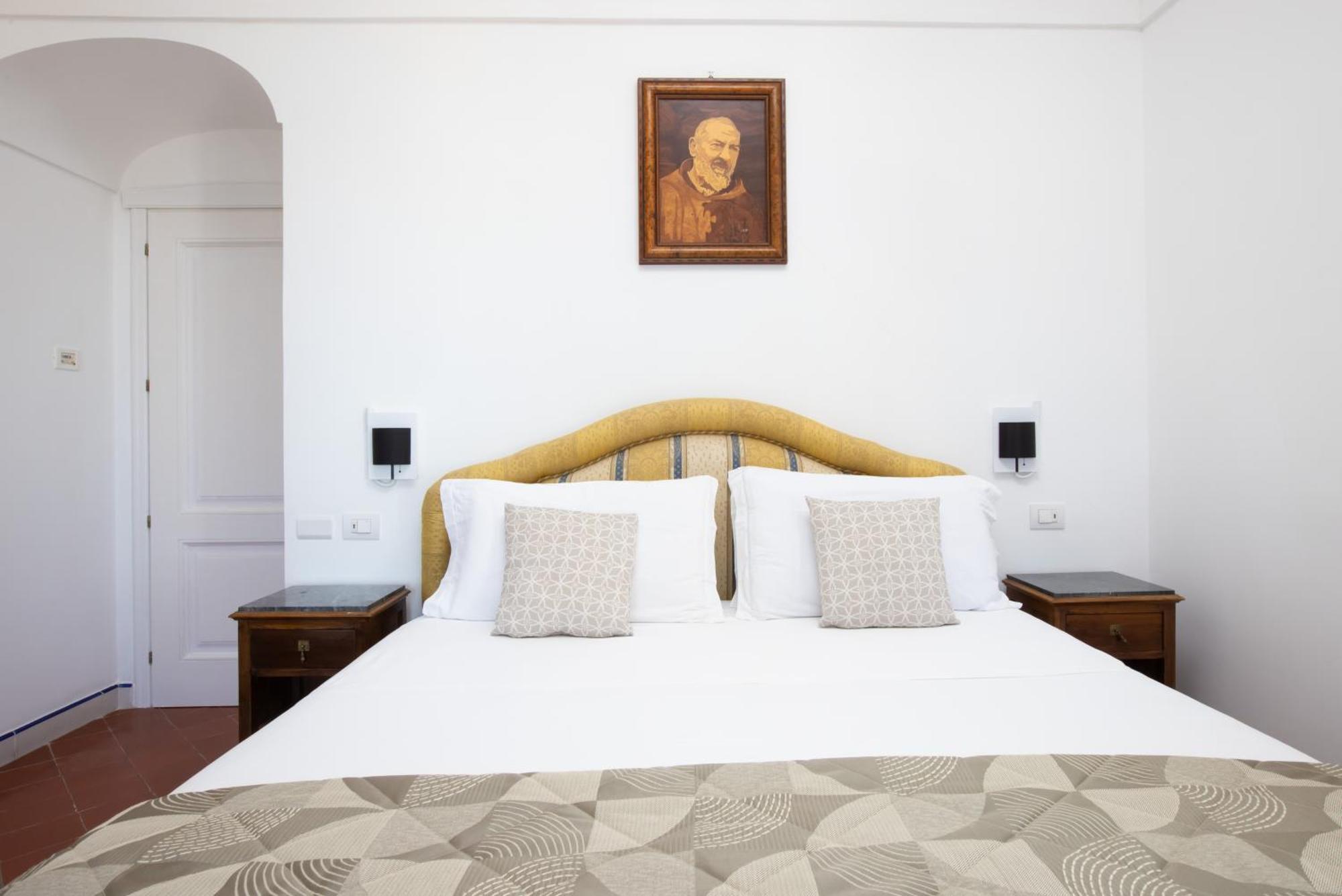 Oasi Olimpia Relais Otel SantʼAgata sui Due Golfi Dış mekan fotoğraf