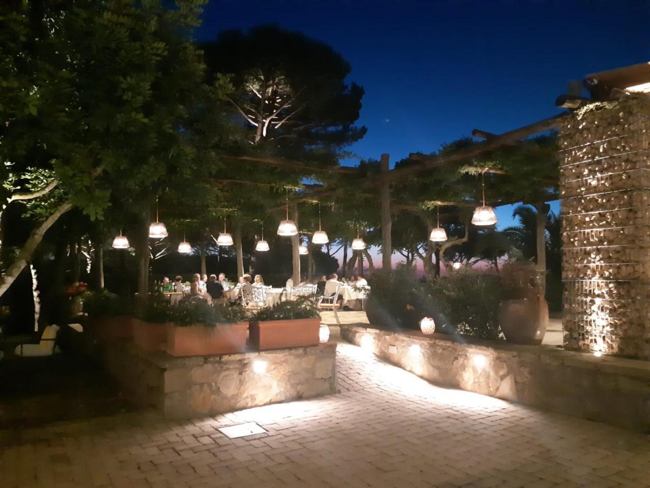 Oasi Olimpia Relais Otel SantʼAgata sui Due Golfi Dış mekan fotoğraf